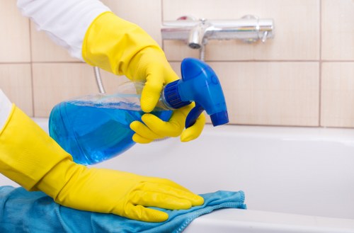 Kitchen and bathroom cleaning service in Haringey